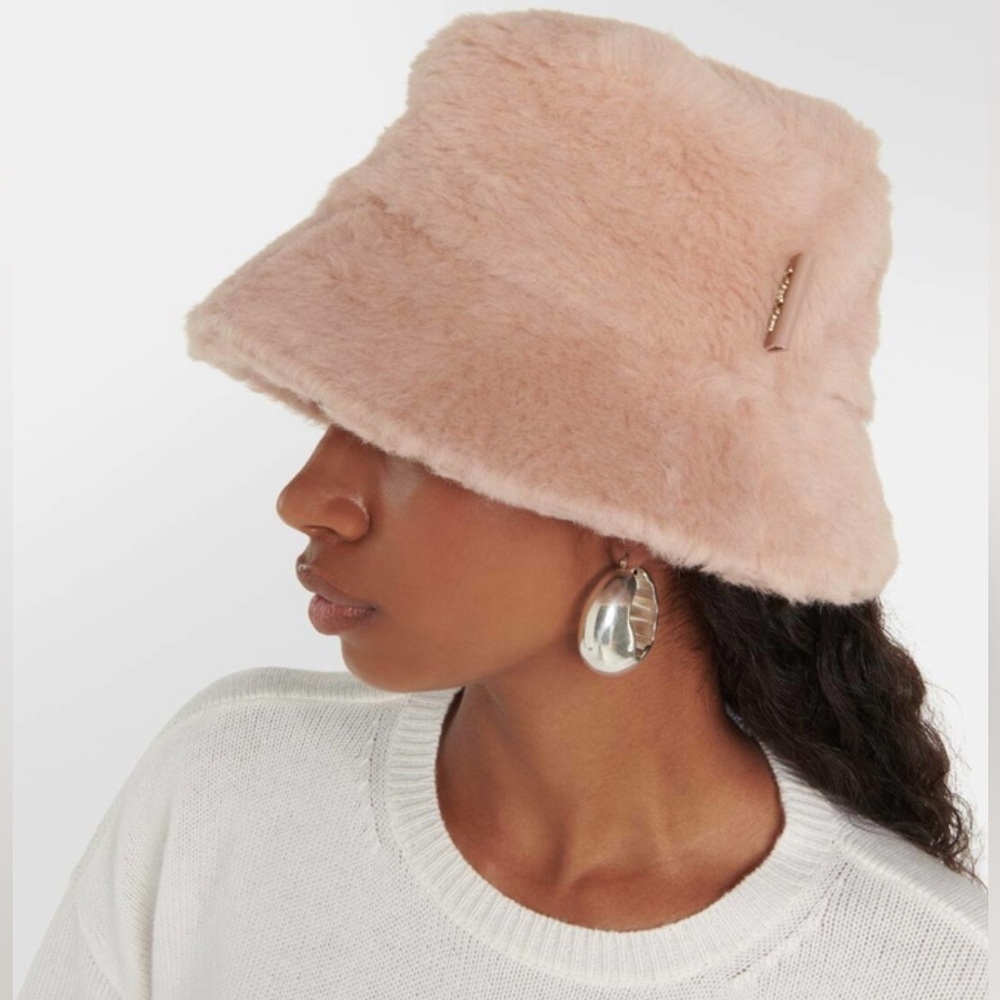 MaxMara Figura alpaca wool bucket hat NWT